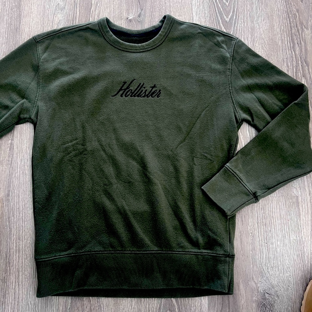 Hollister crew neck sweatshirt, men’s S
